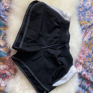 Workout shorts with zippered pockets on each side